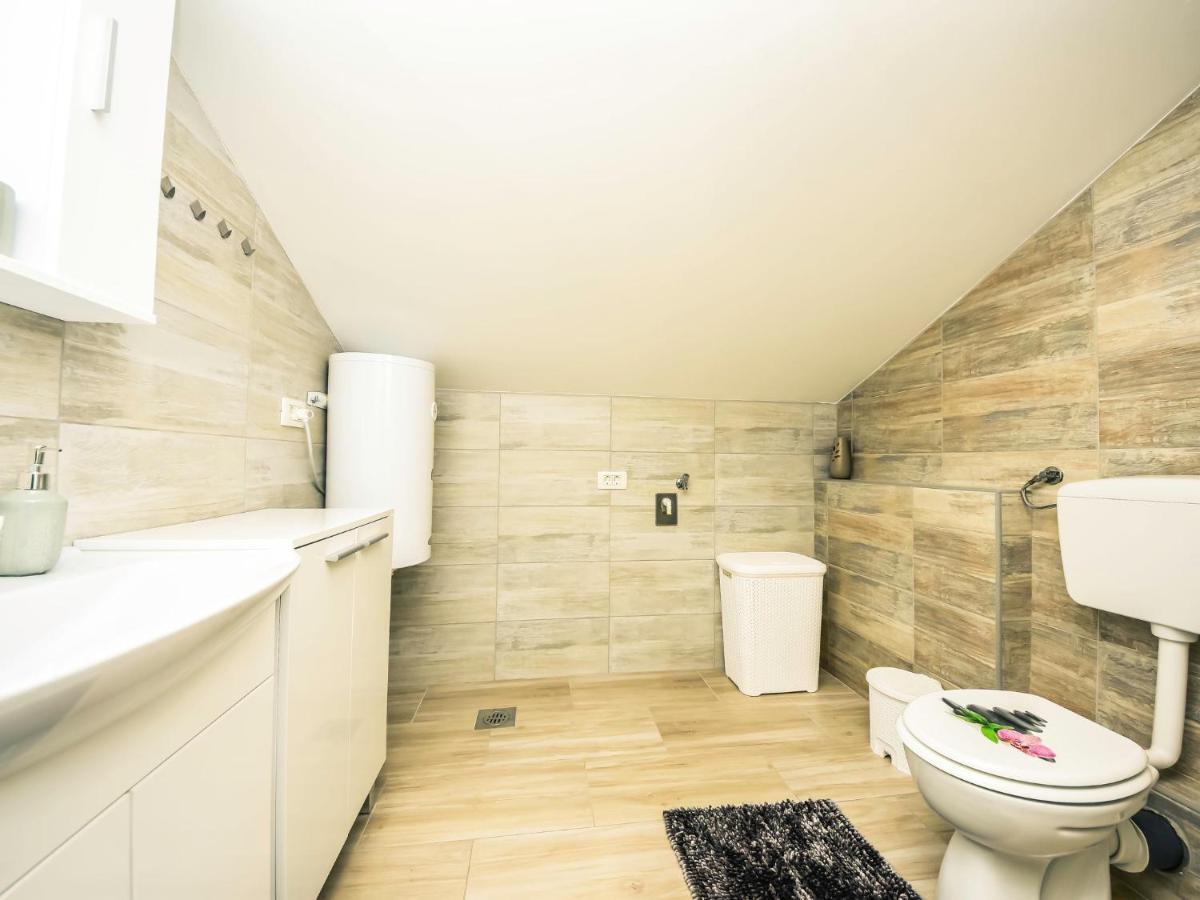 Apartment Matanovi Dvori-2 By Interhome Вир Экстерьер фото